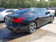 ✅ 2017 Nissan Maxima Platinum • VIN: 1N4AA6AP9HC363476 • Lot: 43374338. Listed on IAAI with 74,687 mi. Free auction sales archive from the USA and detailed vehicle history report at DreamBid. Image 4.