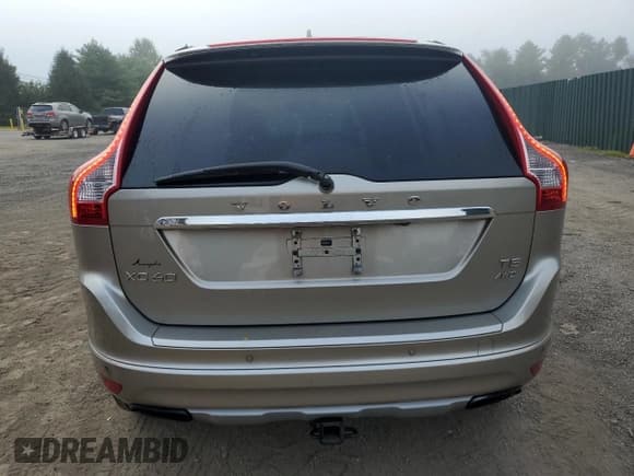 ✅ 2016 Volvo XC60 T5 Platinum • VIN: YV4612RM5G2854471 • Лот: 67963855. Опубликован ранее на Copart с пробегом 124 273 миль. Бесплатный доступ к архиву аукционных продаж из США и подробный отчёт об истории автомобиля на DreamBid. Изображение 6.