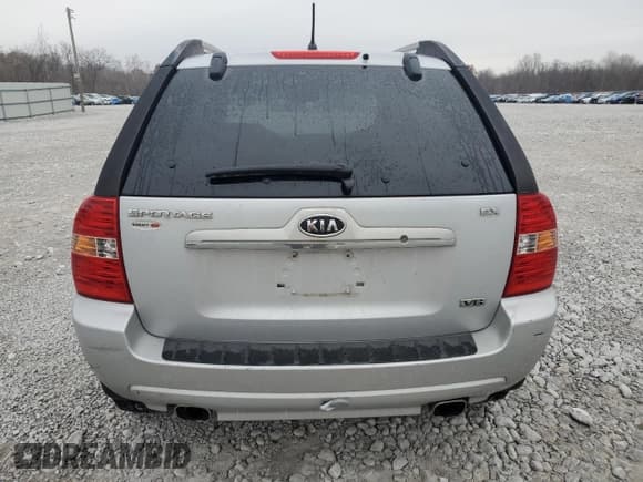 ✅ 2008 Kia Sportage LX • VIN: KNDJE723987454501 • Лот: 93123695. Опубликован ранее на Copart с пробегом 199 163 миль. Бесплатный доступ к архиву аукционных продаж из США и подробный отчёт об истории автомобиля на DreamBid. Изображение 6.
