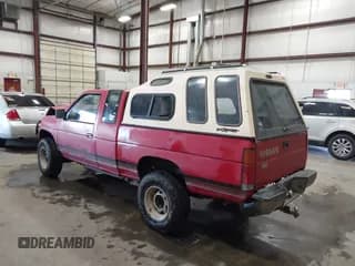 ✅ 1986 Nissan D21 • VIN: JN6ND16Y5GW007592 • Lot: 42727109. Wystawiony na IAAI z przebiegiem 191 132 mil. Bezpłatny archiwum sprzedaży aukcyjnych z USA i szczegółowy raport historii pojazdu na DreamBid. Zdjęcie 3.