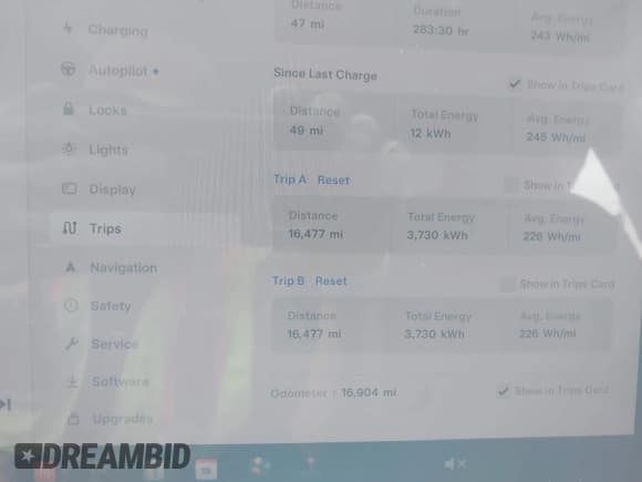 ✅ 2023 Tesla Model 3 Long Range • VIN: 5YJ3E1EB4PF670970 • Lot: 39227851. Wystawiony na IAAI z przebiegiem 16 904 mil. Bezpłatny archiwum sprzedaży aukcyjnych z USA i szczegółowy raport historii pojazdu na DreamBid. Zdjęcie 7.