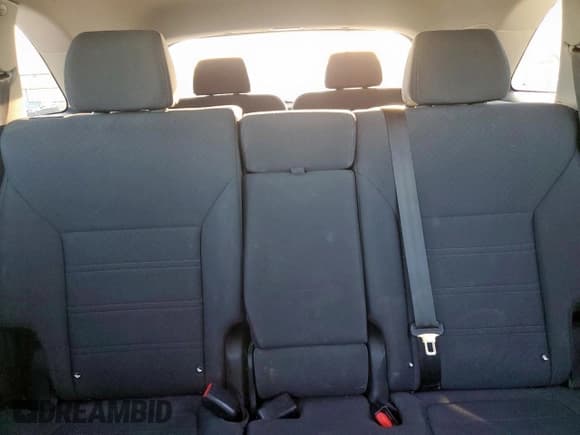 ✅ 2019 Kia Sorento L • VIN: 5XYPG4A34KG571420 • Lot: 85507695. Wystawiony na Copart z przebiegiem 131 309 mil. Bezpłatny archiwum sprzedaży aukcyjnych z USA i szczegółowy raport historii pojazdu na DreamBid. Zdjęcie 10.