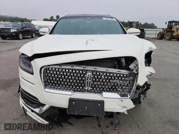 ✅ 2020 Lincoln Nautilus Reserve • VIN: 2LMPJ8KP6LBL21984 • Lot: 70761095. Wystawiony na Copart z przebiegiem Nie podano. Bezpłatny archiwum sprzedaży aukcyjnych z USA i szczegółowy raport historii pojazdu na DreamBid. Zdjęcie 5.