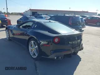 ✅ 2017 Ferrari F12 • VIN: ZFF74UFA8H0220199 • Лот: 43496503. Опубликован ранее на IAAI с пробегом Не указан. Бесплатный доступ к архиву аукционных продаж из США и подробный отчёт об истории автомобиля на DreamBid. Изображение 3.