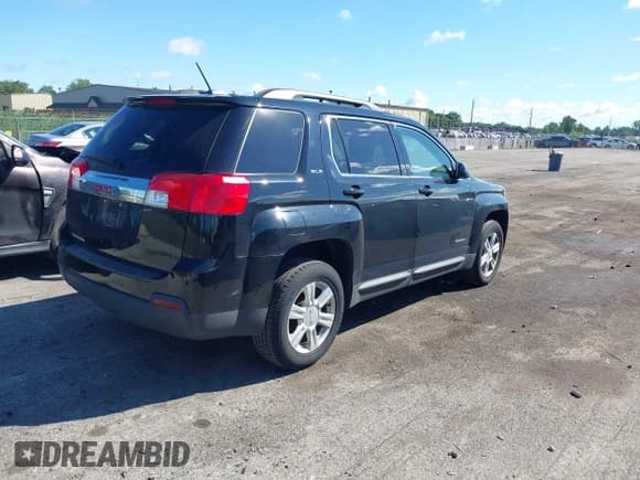 ✅ 2015 GMC Terrain SLE • VIN: 2GKALREK4F6288863 • Lot: 43048296. Wystawiony na IAAI z przebiegiem 112 249 mil. Bezpłatny archiwum sprzedaży aukcyjnych z USA i szczegółowy raport historii pojazdu na DreamBid. Zdjęcie 4.