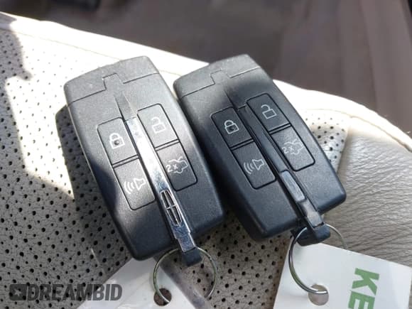 ✅ 2011 Lincoln MKT EcoBoost • VIN: 2LMHJ5AT8BBJ53748 • Lot: 42166783. Listed on IAAI with 136,496 mi. Free auction sales archive from the USA and detailed vehicle history report at DreamBid. Image 11.