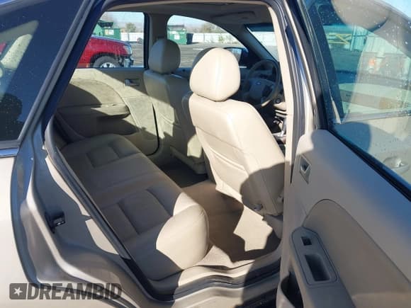 ✅ 2005 Ford Five Hundred Limited • VIN: 1FAFP281X5G190005 • Лот: 43839449. Опубликован ранее на IAAI с пробегом 130 480 миль. Бесплатный доступ к архиву аукционных продаж из США и подробный отчёт об истории автомобиля на DreamBid. Изображение 8.