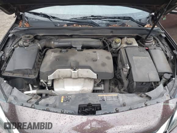 2015 Chevrolet Malibu LT z VIN 1G11D5SL0FF167535, wystawiony jako IAAI lot #43398139 z przebiegiem Nie podano mil oraz . Historia ofert i sprzedaży dostępna na DreamBid. Obrazek 10.