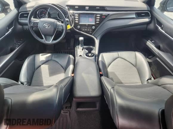 2020 Toyota Camry SE with VIN 4T1G11BKXLU006588, listed as a Copart auction lot 61830465 with 85,783 mi miles and Salvage title. Bid and sale history available at DreamBid. Image 8.