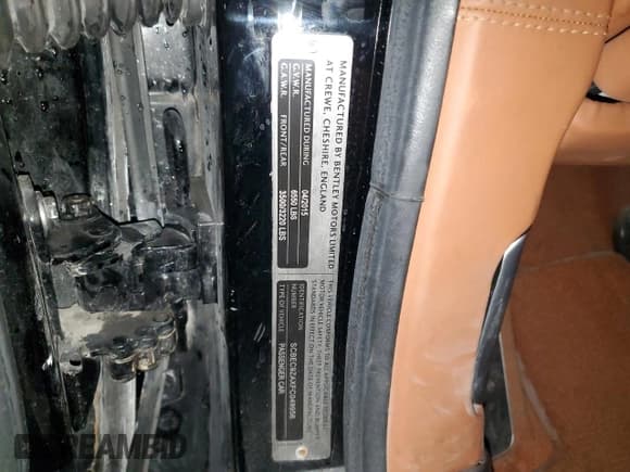 ✅ 2015 Bentley Flying Spur • VIN: SCBEC9ZAXFC049956 • Lot: 51461975. Listed on Copart with 57,234 mi. Free auction sales archive from the USA and detailed vehicle history report at DreamBid. Image 13.