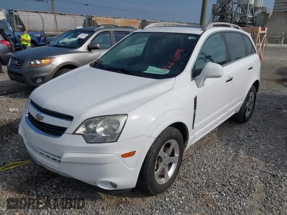 ✅ 2014 Chevrolet Captiva Sport LT • VIN: 3GNAL3EK1ES573150 • Lot: 42648399. Wystawiony na IAAI z przebiegiem Nie podano. Bezpłatny archiwum sprzedaży aukcyjnych z USA i szczegółowy raport historii pojazdu na DreamBid. Zdjęcie 2.