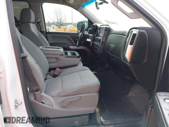 ✅ 2018 Chevrolet Silverado 1500 LT • VIN: 3GCPCREHXJG339211 • Лот: 42553890. Опубликован ранее на IAAI с пробегом 124 513 миль. Бесплатный доступ к архиву аукционных продаж из США и подробный отчёт об истории автомобиля на DreamBid. Изображение 5.