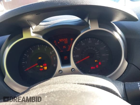 ✅ 2015 Nissan Juke Nismo • VIN: JN8AF5MV3FT551993 • Lot: 43844420. Wystawiony na IAAI z przebiegiem 90 550 mil. Bezpłatny archiwum sprzedaży aukcyjnych z USA i szczegółowy raport historii pojazdu na DreamBid. Zdjęcie 7.