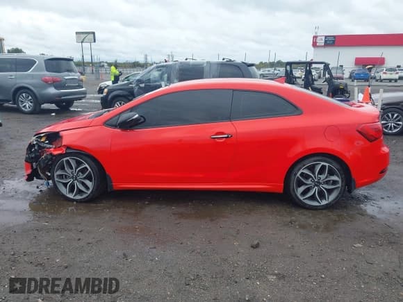 ✅ 2015 Kia Forte SX • VIN: KNAFZ6A32F5376977 • Lot: 43570891. Listed on IAAI with 127,825 mi. Free auction sales archive from the USA and detailed vehicle history report at DreamBid. Image 14.