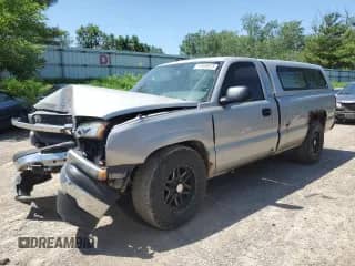 2004 Chevrolet Silverado 1500 z VIN 1GCEC14X94Z149485, wystawiony jako Copart lot #61938015 z przebiegiem 165 449 mil mil oraz Czysty tytuł • Clean title. Historia ofert i sprzedaży dostępna na DreamBid. Obrazek 1.