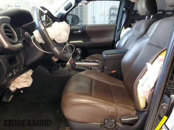 ✅ 2018 Toyota Tacoma SR5 • VIN: 3TMEZ5CN3JM072275 • Lot: 56141695. Listed on Copart with Not provided. Free auction sales archive from the USA and detailed vehicle history report at DreamBid. Image 7.