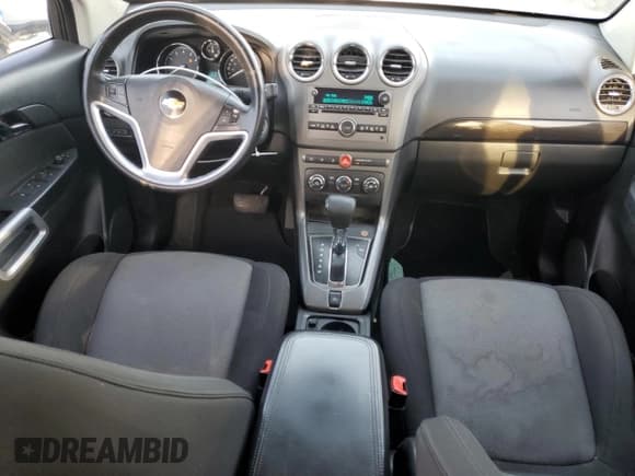 ✅ 2013 Chevrolet Captiva Sport LS • VIN: 3GNFL2EK2DS522335 • Lot: 48608595. Wystawiony na Copart z przebiegiem 162 216 mil. Bezpłatny archiwum sprzedaży aukcyjnych z USA i szczegółowy raport historii pojazdu na DreamBid. Zdjęcie 8.