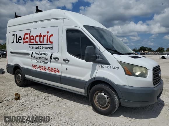 ✅ 2015 Ford Transit Cargo • VIN: 1FTNR2XG9FKA25521 • Lot: 63372545. Listed on Copart with 145,538 mi. Free auction sales archive from the USA and detailed vehicle history report at DreamBid. Image 4.