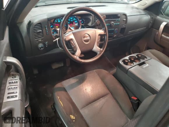 ✅ 2012 GMC Sierra 1500 SLE • VIN: 1GTR2VE76CZ180038 • Лот: 91498905. Опубликован ранее на Copart с пробегом 242 913 миль. Бесплатный доступ к архиву аукционных продаж из США и подробный отчёт об истории автомобиля на DreamBid. Изображение 8.