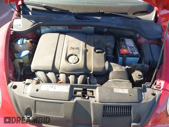 ✅ 2013 Volkswagen Beetle 2.5L • VIN: 3VWJX7AT3DM606295 • Lot: 43719520. Listed on IAAI with 241,920 mi. Free auction sales archive from the USA and detailed vehicle history report at DreamBid. Image 10.