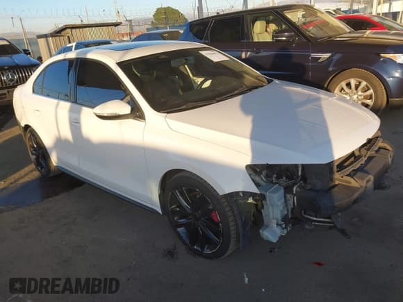 ✅ 2014 Volkswagen Jetta GLI • VIN: 3VW4T7AJ4EM389462 • Lot: 43840093. Listed on IAAI with 173,953 mi. Free auction sales archive from the USA and detailed vehicle history report at DreamBid. Image 1.