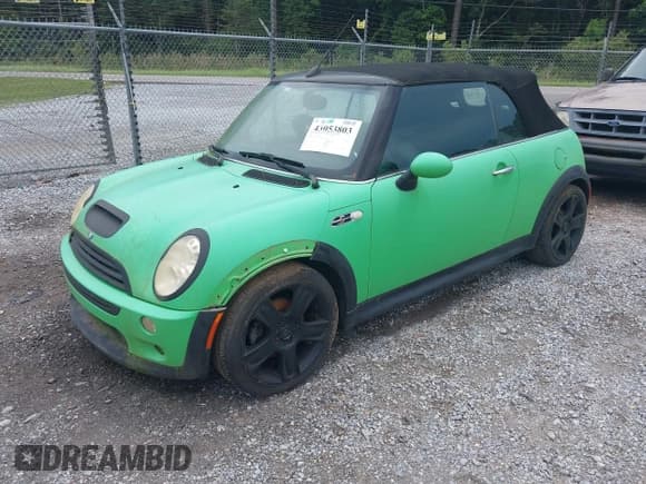 ✅ 2006 MINI Convertible S • VIN: WMWRH33576TF86115 • Лот: 43053803. Опубликован ранее на IAAI с пробегом 110 745 миль. Бесплатный доступ к архиву аукционных продаж из США и подробный отчёт об истории автомобиля на DreamBid. Изображение 2.
