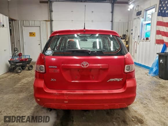 ✅ 2004 Toyota Matrix Std • VIN: 2T1KR32E64C295268 • Lot: 96166245. Wystawiony na Copart z przebiegiem 168 490 mil. Bezpłatny archiwum sprzedaży aukcyjnych z USA i szczegółowy raport historii pojazdu na DreamBid. Zdjęcie 6.