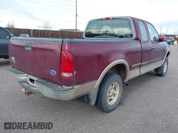 ✅ 1997 Ford F-150 XL • VIN: 1FTEX18L3VKC42587 • Лот: 43882560. Опубликован ранее на IAAI с пробегом 237 064 миль. Бесплатный доступ к архиву аукционных продаж из США и подробный отчёт об истории автомобиля на DreamBid. Изображение 4.