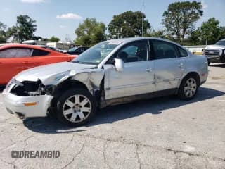 ✅ 2005 Volkswagen Passat GLS • VIN: WVWAD63B15P025609 • Lot: 69685554. Wystawiony na Copart z przebiegiem 160 474 mil. Bezpłatny archiwum sprzedaży aukcyjnych z USA i szczegółowy raport historii pojazdu na DreamBid. Zdjęcie 1.