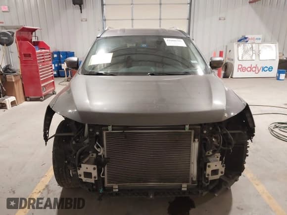 ✅ 2019 Nissan Pathfinder SV • VIN: 5N1DR2MM2KC625433 • Lot: 41608795. Listed on IAAI with 65,651 mi. Free auction sales archive from the USA and detailed vehicle history report at DreamBid. Image 12.