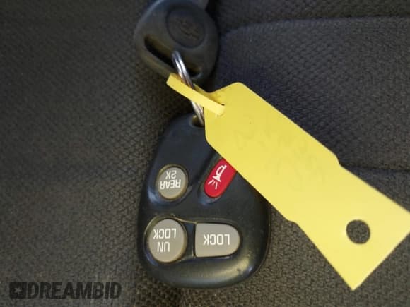 ✅ 2004 Chevrolet Blazer LS • VIN: 1GNDT13X74K143228 • Lot: 41761295. Wystawiony na IAAI z przebiegiem 149 003 mil. Bezpłatny archiwum sprzedaży aukcyjnych z USA i szczegółowy raport historii pojazdu na DreamBid. Zdjęcie 11.