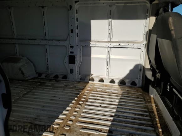 ✅ 2021 Ram 2500 • VIN: 3C6ERVDG0ME509106 • Lot: 88491575. Wystawiony na Copart z przebiegiem 111 143 mil. Bezpłatny archiwum sprzedaży aukcyjnych z USA i szczegółowy raport historii pojazdu na DreamBid. Zdjęcie 11.