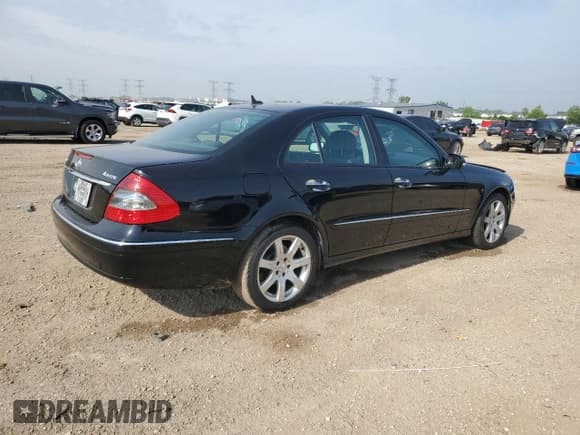 ✅ 2007 Mercedes-Benz E 350 • VIN: WDBUF87X17X209961 • Lot: 59505215. Listed on Copart with 116,056 mi. Free auction sales archive from the USA and detailed vehicle history report at DreamBid. Image 3.