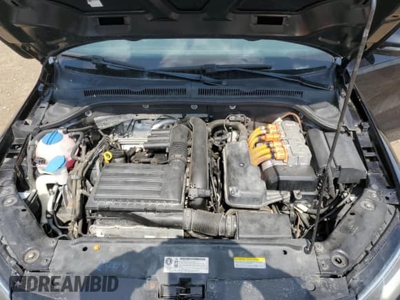 ✅ 2013 Volkswagen Jetta Hybrid SEL Premium • VIN: 3VW637AJ2DM287066 • Lot: 59529805. Listed on Copart with 164,247 mi. Free auction sales archive from the USA and detailed vehicle history report at DreamBid. Image 11.