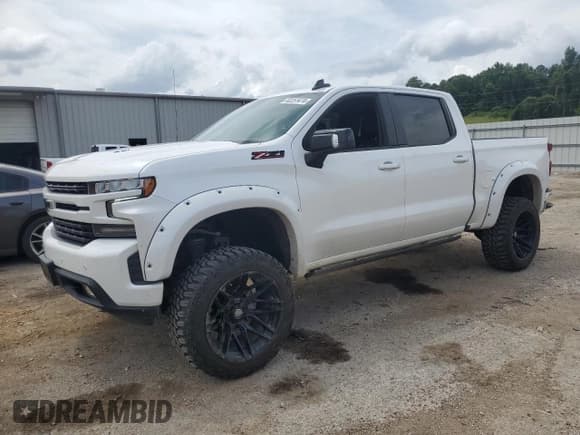 ✅ 2021 Chevrolet Silverado 1500 RST • VIN: 1GCUYEEL9MZ322938 • Lot: 62251474. Wystawiony na Copart z przebiegiem 49 762 mil. Bezpłatny archiwum sprzedaży aukcyjnych z USA i szczegółowy raport historii pojazdu na DreamBid. Zdjęcie 1.