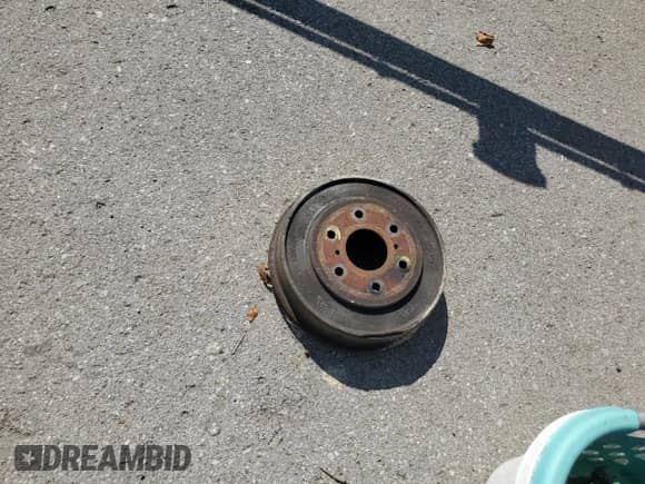 2008 Chevrolet Silverado 1500 LS with VIN 2GCEC13C981119190, listed as a Copart auction lot 84257575 with 247,633 mi miles and Salvage title. Bid and sale history available at DreamBid. Image 12.