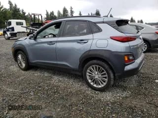 ✅ 2018 Hyundai Kona SEL • VIN: KM8K6CAA0JU095763 • Лот: 69582893. Опубликован ранее на Copart с пробегом 67 381 миль. Бесплатный доступ к архиву аукционных продаж из США и подробный отчёт об истории автомобиля на DreamBid. Изображение 2.