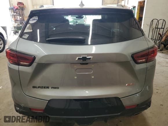 ✅ 2023 Chevrolet Blazer RS • VIN: 3GNKBKRS5PS235250 • Lot: 71215525. Wystawiony na Copart z przebiegiem 38 480 mil. Bezpłatny archiwum sprzedaży aukcyjnych z USA i szczegółowy raport historii pojazdu na DreamBid. Zdjęcie 6.