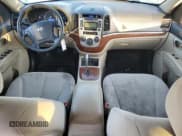 ✅ 2009 Hyundai Santa Fe Limited • VIN: 5NMSH73E39H255918 • Lot: 77794604. Listed on Copart with 136,174 mi. Free auction sales archive from the USA and detailed vehicle history report at DreamBid. Image 8.