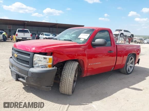 ✅ 2008 Chevrolet Silverado 1500 Work Truck • VIN: 1GCEC14C88Z290521 • Lot: 43341686. Listed on IAAI with 279,134 mi. Free auction sales archive from the USA and detailed vehicle history report at DreamBid. Image 2.