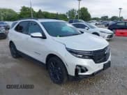 ✅ 2024 Chevrolet Equinox RS • VIN: 3GNAXWEGXRL215398 • Lot: 43003309. Wystawiony na IAAI z przebiegiem 8 929 mil. Bezpłatny archiwum sprzedaży aukcyjnych z USA i szczegółowy raport historii pojazdu na DreamBid. Zdjęcie 1.