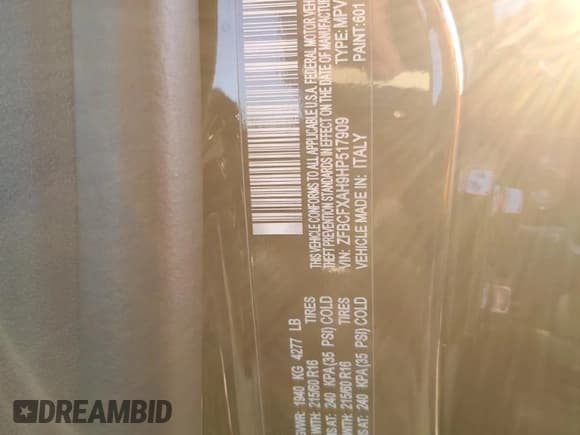 ✅ 2017 FIAT 500X Pop • VIN: ZFBCFXAH9HP517909 • Lot: 45048115. Listed on Copart with 52,600 mi. Free auction sales archive from the USA and detailed vehicle history report at DreamBid. Image 12.