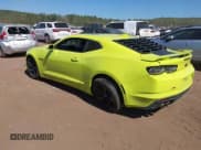 ✅ 2019 Chevrolet Camaro 2SS • VIN: 1G1FH1R70K0143647 • Lot: 43464515. Wystawiony na IAAI z przebiegiem 99 525 mil. Bezpłatny archiwum sprzedaży aukcyjnych z USA i szczegółowy raport historii pojazdu na DreamBid. Zdjęcie 3.