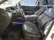 ✅ 2023 Hyundai Tucson Limited • VIN: KM8JFDA24PU121185 • Lot: 82311644. Wystawiony na Copart z przebiegiem 11 670 mil. Bezpłatny archiwum sprzedaży aukcyjnych z USA i szczegółowy raport historii pojazdu na DreamBid. Zdjęcie 7.