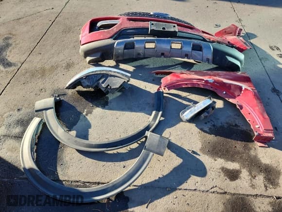 ✅ 2021 Ford Explorer XLT • VIN: 1FMSK8DH1MGB60141 • Lot: 91380025. Wystawiony na Copart z przebiegiem 37 033 mil. Bezpłatny archiwum sprzedaży aukcyjnych z USA i szczegółowy raport historii pojazdu na DreamBid. Zdjęcie 13.