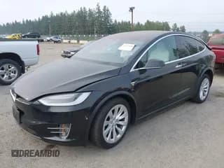 ✅ 2017 Tesla Model X 90D • VIN: 5YJXCDE23HF055708 • Лот: 43151092. Опубликован ранее на IAAI с пробегом 60 043 миль. Бесплатный доступ к архиву аукционных продаж из США и подробный отчёт об истории автомобиля на DreamBid. Изображение 2.