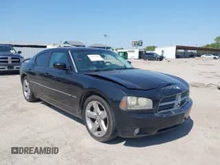 ✅ 2010 Dodge Charger R/T • VIN: 2B3CA8CT5AH257815 • Lot: 43182487. Wystawiony na IAAI z przebiegiem 204 730 mil. Bezpłatny archiwum sprzedaży aukcyjnych z USA i szczegółowy raport historii pojazdu na DreamBid. Zdjęcie 1.