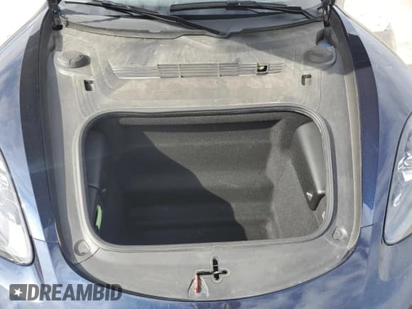 ✅ 2019 Porsche 718 Cayman S • VIN: WP0AB2A82KS279067 • Lot: 56923935. Listed on Copart with 39,425 mi. Free auction sales archive from the USA and detailed vehicle history report at DreamBid. Image 11.