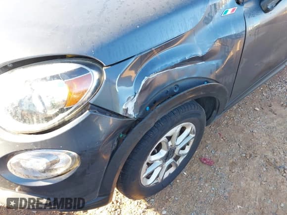 ✅ 2018 FIAT 500X Pop • VIN: ZFBCFXAH7JP655342 • Lot: 43575330. Wystawiony na IAAI z przebiegiem 74 792 mil. Bezpłatny archiwum sprzedaży aukcyjnych z USA i szczegółowy raport historii pojazdu na DreamBid. Zdjęcie 6.