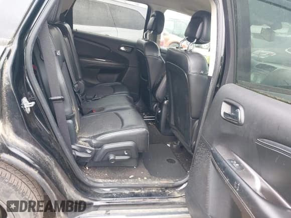 ✅ 2017 Dodge Journey Crossroad Plus • VIN: 3C4PDCGG8HT594617 • Lot: 42124516. Listed on IAAI with 146,335 mi. Free auction sales archive from the USA and detailed vehicle history report at DreamBid. Image 8.